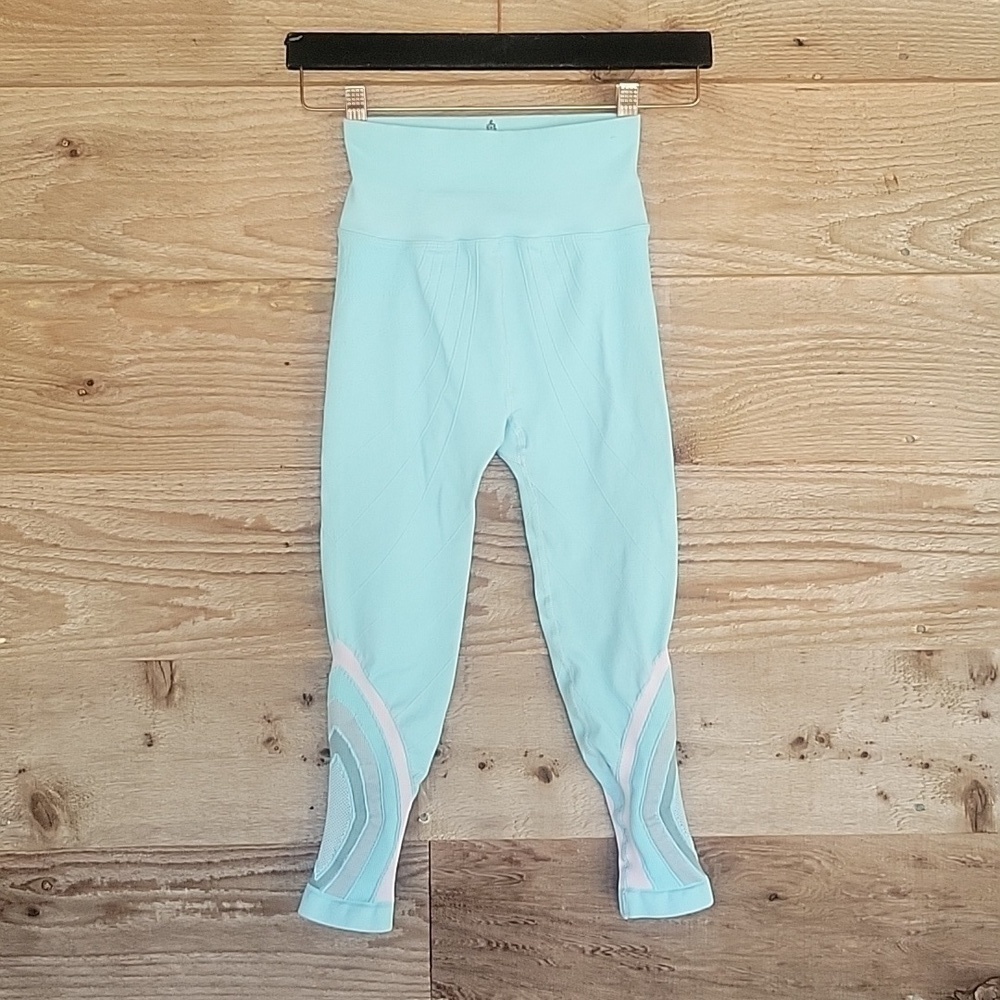 FP Movement by Free People XSmall The Essence Leggings Teal Combo